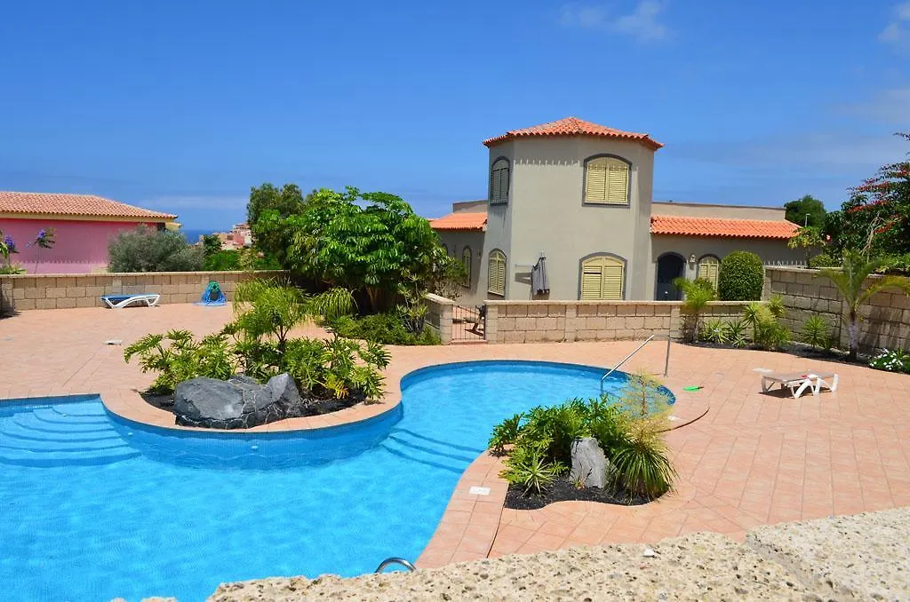 New Townhouse In El Duque Joyas Villa Costa Adeje  Holiday home