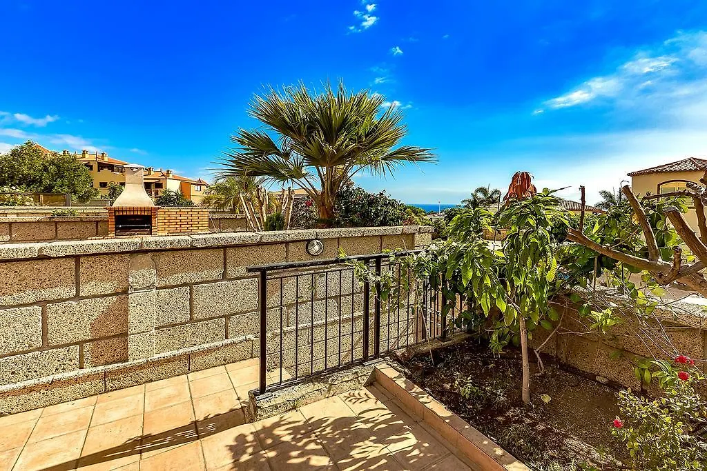New Townhouse In El Duque Joyas Villa Costa Adeje  Holiday home